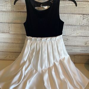 Zunie girls dress